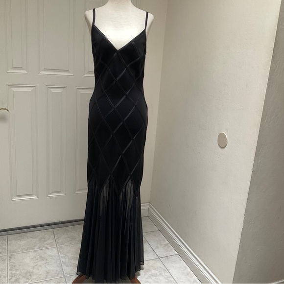 Tadashi Black Sheer Mesh Jersey Maxi Dress Size PM - Picture 2 of 10